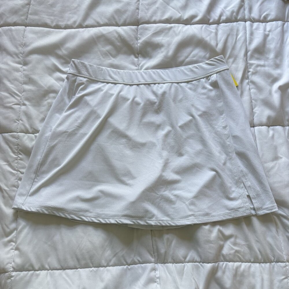 NWT Eleven By Venus Tennis Golf Skort Skirt White Stretch Womens Size XL Pockets